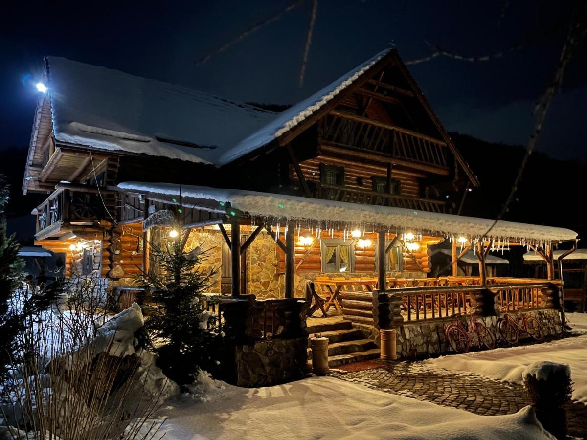 Cabana Din Groapa Frumoasa Rîşnov エクステリア 写真