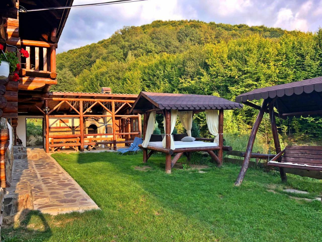 Cabana Din Groapa Frumoasa Rîşnov エクステリア 写真
