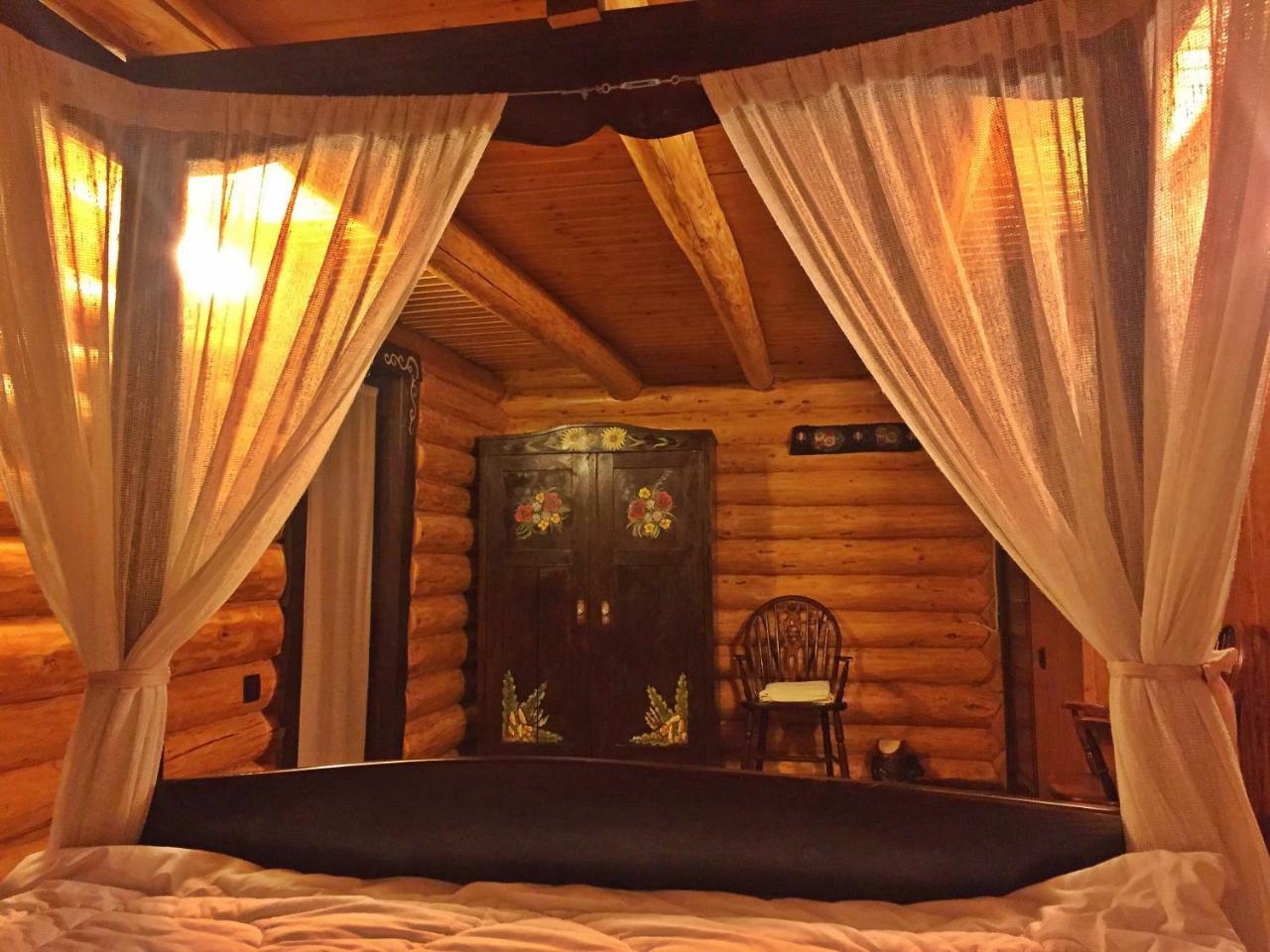 Cabana Din Groapa Frumoasa Rîşnov エクステリア 写真